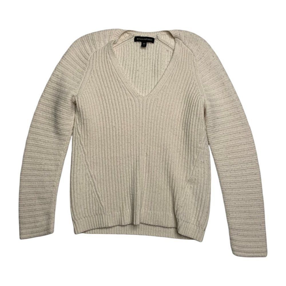 Banana Republic Women's Cream Long Sleeve Sweater XS